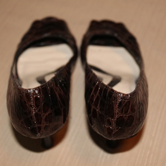 ⭐️CLEARANCE SALE⭐️ Kendal Brown Faux Crocodile Heels by Apt 9 - Picture 5 of 8
